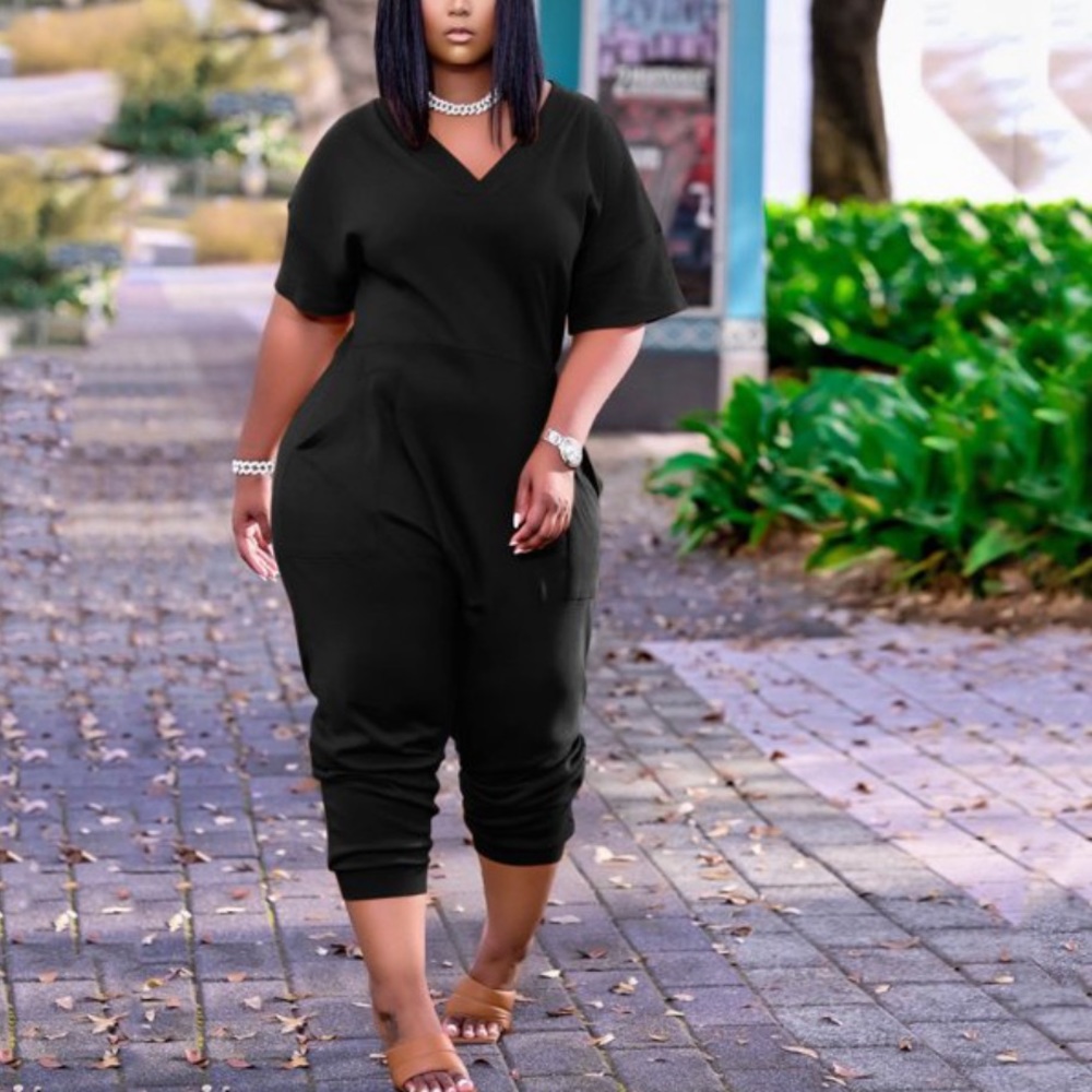 Black Short Sleeves Jumpsuit